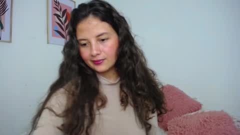 Snapshot of lirio05 chatting on 02-22-25, 12:27 Lily see u on december 2 online show from 02-22-25, 12:27