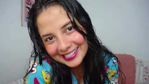 Snapshot of lirio05 chatting on 03-06-25, 06:26 Lily see u on december 2 online show from 03-06-25, 06:26