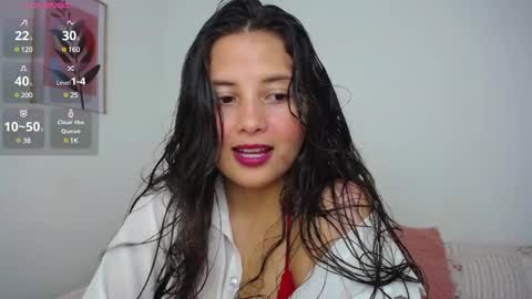 Snapshot of lirio05 chatting on 03-12-25, 06:22 Lily see u on december 2 online show from 03-12-25, 06:22