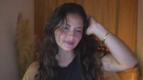 Snapshot of lirio05 chatting on 10-21-25, 07:03 Lily see u on december 2 online show from 10-21-25, 07:03