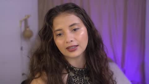 Lily see u on december 2 online show from 11-14-25, 06:39