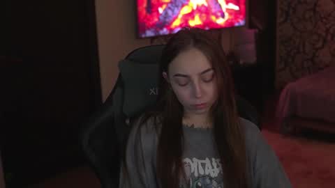 Lisa online show from 09-21-25, 05:03