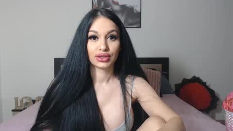 Lisa online show from 12-20-24, 01:14