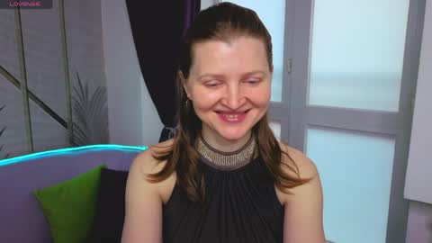 Snapshot of lisa__evans chatting on 04-08-26, 02:22 Lisa online show from 04-08-26, 02:22