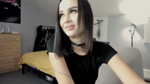 Snapshot of lisa__johnson chatting on 11-03-25, 12:13 lisa__johnson online show from 11-03-25, 12:13