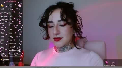 Lisa online show from 12-24-24, 12:11