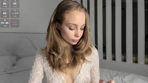 Snapshot of lisa_babymetal chatting on 11-17-25, 05:24 Lisa online show from 11-17-25, 05:24