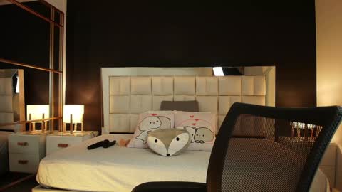 Lisa online show from 01-08-25, 03:50