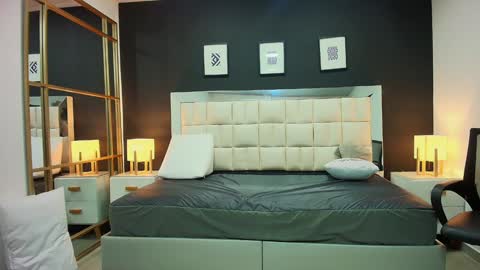 Lisa online show from 01-20-25, 10:59