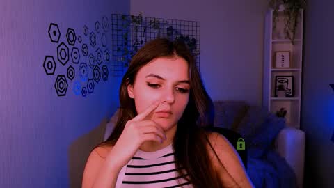 Lisa online show from 12-01-25, 01:16