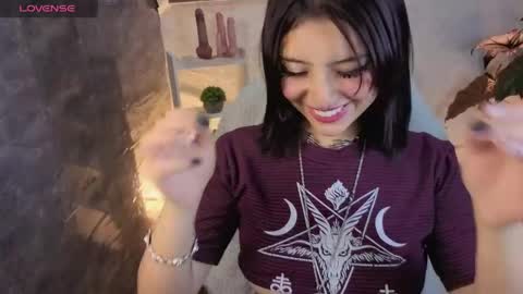lisa dolly nyx online show from 05-20-26, 04:57