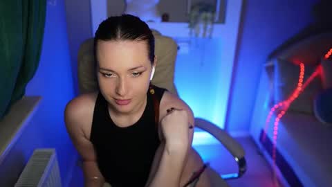 lisa_elfy online show from 12-03-25, 04:16