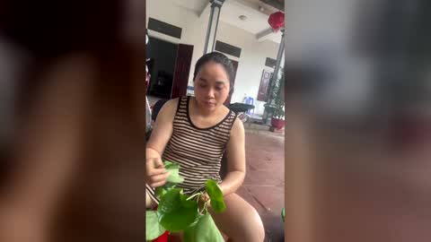 lisa_hanw online show from 04-15-26, 02:18