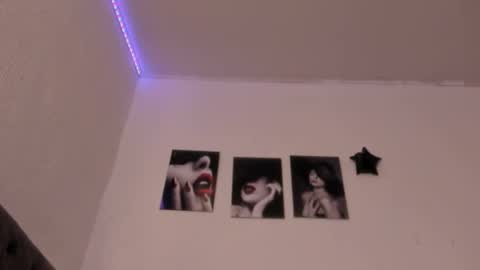 Snapshot of lisa_mahun72 chatting on 10-30-25, 02:13 Lisa online show from 10-30-25, 02:13