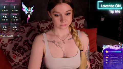 Snapshot of lisa_rabbit chatting on 05-10-26, 01:11 lisa_rabbit online show from 05-10-26, 01:11