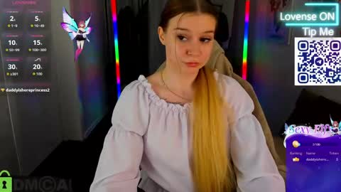 Snapshot of lisa_rabbit chatting on 06-08-26, 12:03 lisa_rabbit online show from 06-08-26, 12:03