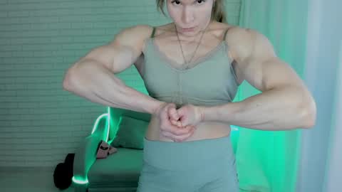 Snapshot of lisa_ree_ chatting on 01-24-25, 08:13 lisa online show from 01-24-25, 08:13