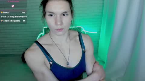 Snapshot of lisa_ree_ chatting on 01-25-25, 04:02 lisa online show from 01-25-25, 04:02