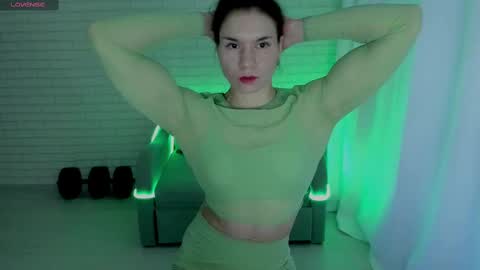 Snapshot of lisa_ree_ chatting on 02-26-25, 05:31 lisa online show from 02-26-25, 05:31