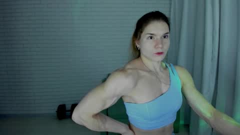 Snapshot of lisa_ree_ chatting on 10-08-25, 11:13 lisa online show from 10-08-25, 11:13