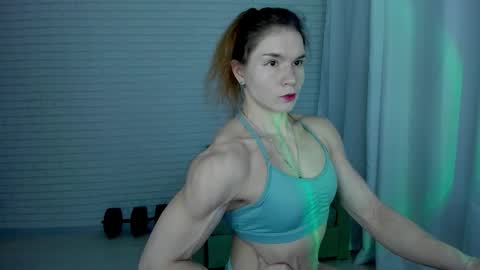 Snapshot of lisa_ree_ chatting on 10-16-25, 10:55 lisa online show from 10-16-25, 10:55