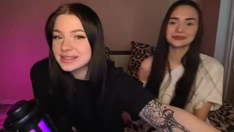 Lisa and Den online show from 12-17-25, 05:24