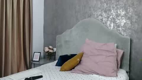 lisacroft online show from 06-14-26, 05:53
