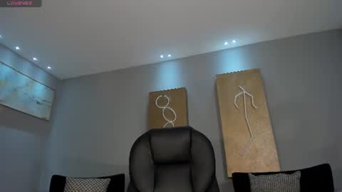 Lisa  Flowers online show from 07-02-26, 10:32