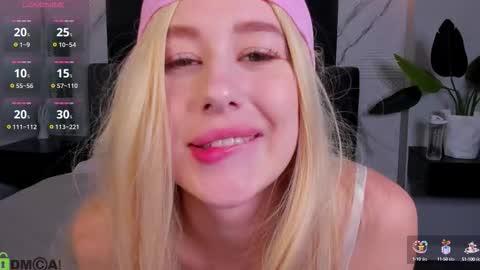 Lisa online show from 10-02-25, 01:34