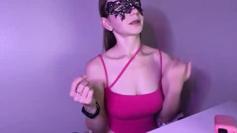 Snapshot of lisafrazier chatting on 09-18-25, 11:34 Lisa online show from 09-18-25, 11:34