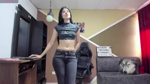 Snapshot of lisagray_1 chatting on 07-30-26, 07:46 Lisa Gray Independent Model online show from 07-30-26, 07:46