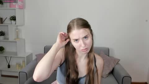 Snapshot of lisahille chatting on 05-20-26, 06:52 Lisa online show from 05-20-26, 06:52