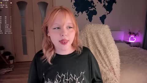 -Lisa- Help me to reach 100 thumbs up3 online show from 03-09-25, 05:39