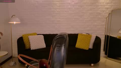 LISA MONROE online show from 01-12-26, 08:58