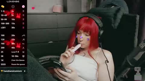 Snapshot of lisamoth chatting on 10-05-25, 09:13 lisamoth online show from 10-05-25, 09:13