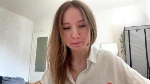 lisasmall online show from 06-10-26, 02:27