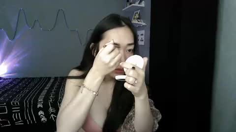 Snapshot of lisawagner07 chatting on 02-23-26, 07:55 Xinli Su online show from 02-23-26, 07:55