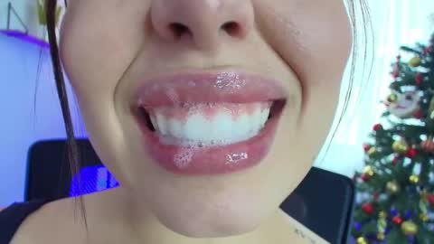 Lisbet online show from 01-09-25, 06:36