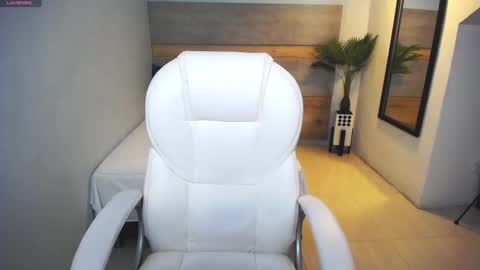 Liseth Fox online show from 03-08-25, 05:33