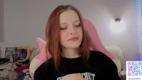 Snapshot of lisiasweet chatting on 03-14-26, 02:33 Lika online show from 03-14-26, 02:33