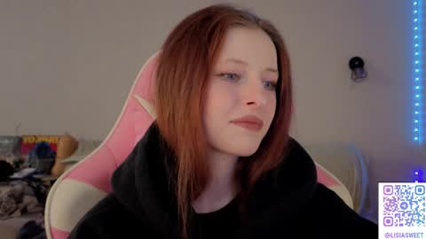 Snapshot of lisiasweet chatting on 03-19-26, 02:54 Lika online show from 03-19-26, 02:54