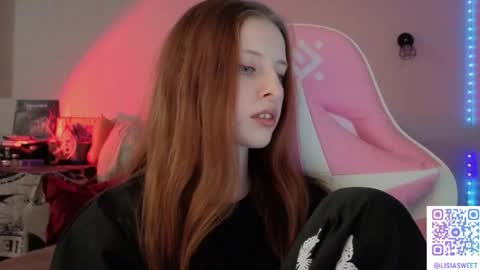 Snapshot of lisiasweet chatting on 04-13-26, 02:33 Lika online show from 04-13-26, 02:33