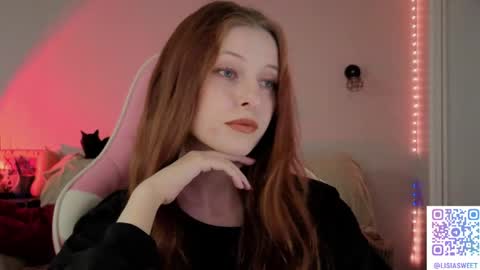 Snapshot of lisiasweet chatting on 04-15-26, 02:13 Lika online show from 04-15-26, 02:13