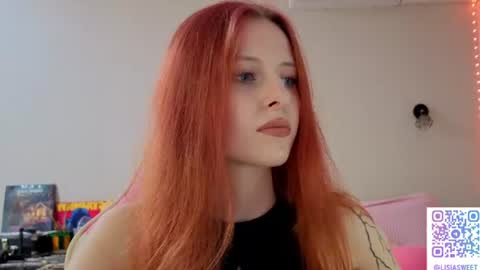 Snapshot of lisiasweet chatting on 07-17-26, 03:18 Lika online show from 07-17-26, 03:18