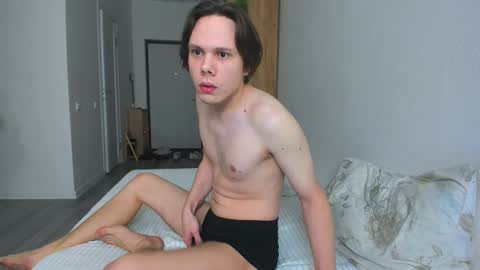 Snapshot of lissa_alfie chatting on 12-09-24, 12:45 Alfie online show from 12-09-24, 12:45