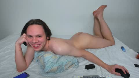 Snapshot of lissa_alfie chatting on 12-15-24, 08:15 Alfie online show from 12-15-24, 08:15