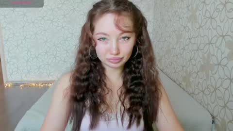 lissa_cristal_ online show from 04-22-26, 09:22