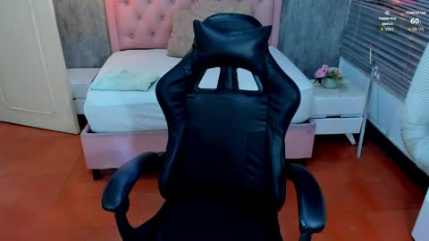 L I S S A  online show from 06-10-26, 03:18