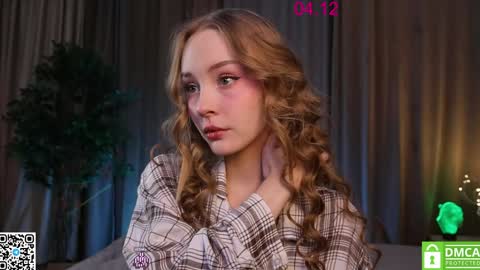 your Liza again. Next stream Dec. 1  at 2 or 3  GMT online show from 12-04-24, 03:26