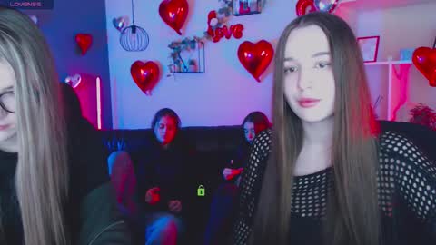 Snapshot of lissa_night chatting on 02-18-26, 08:38 lissa_night online show from 02-18-26, 08:38